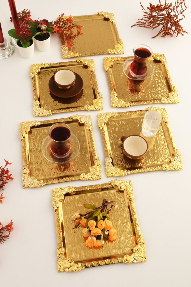 Rio Gold Paslanmaz Desenli Kare Köşesi Gold Çiçek Detaylı 6'lı Kahve Çay Sunumluk Servis Tepsi