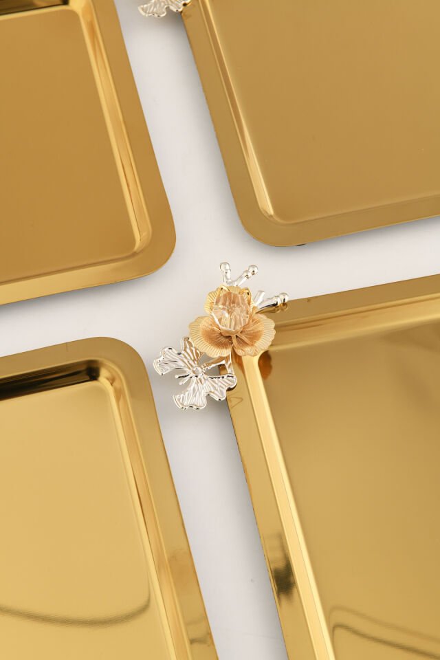 Volis Paslanmaz Çelik 6'lı Desenli Kelebek Kristal Taş Detaylı Kahve Servis Sunum Tepsisi Gold