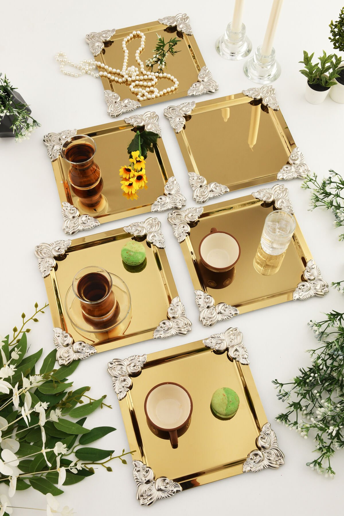 Pietra Gold 6'lı Dekoratif Paslanmaz 4 Köşesi Gümüş Çiçek Detaylı Özel Sunum Tepsisi
