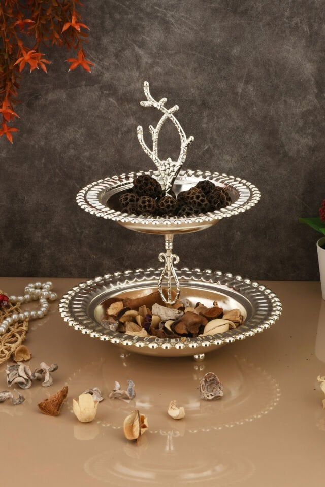 Juni Lüks Gümüş Paslanmaz Metal Sunum ve Servis Tepsisi Dekoratif Ayaklı İki Katlı İkramlık Tepsi