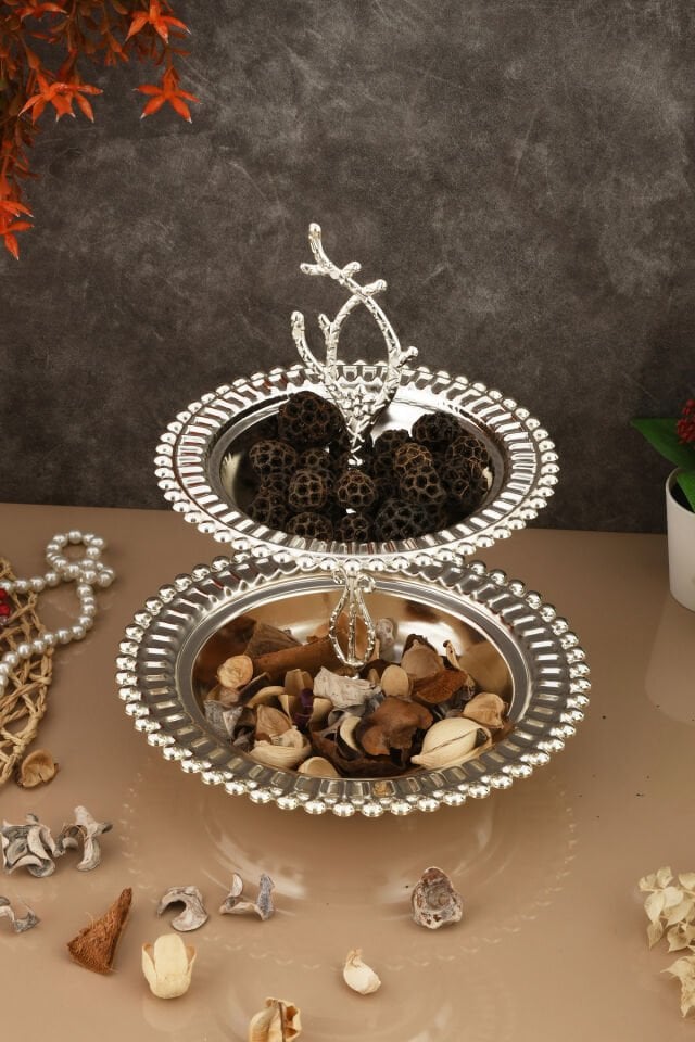 Juni Lüks Gümüş Paslanmaz Metal Sunum ve Servis Tepsisi Dekoratif Ayaklı İki Katlı İkramlık Tepsi