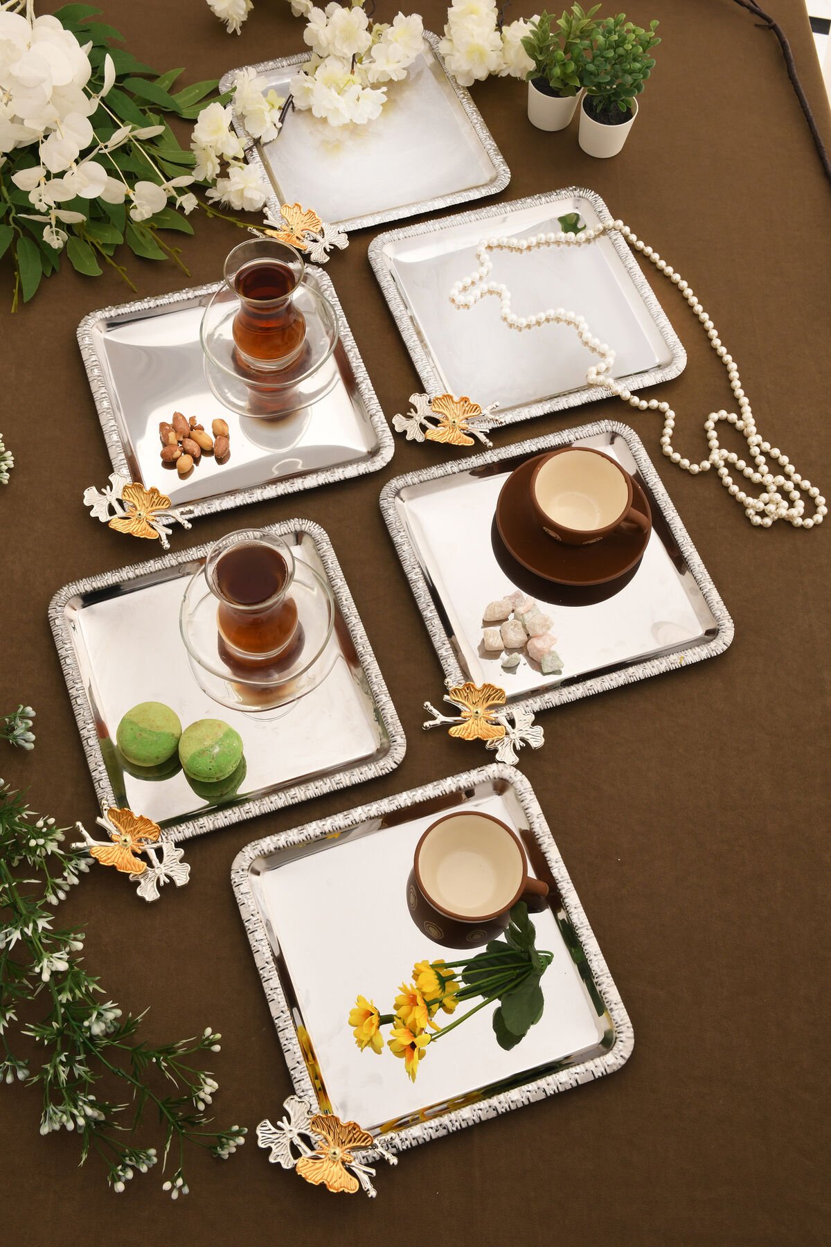 Maren Paslanmaz Kare Desenli Kelebek Detaylı Sunum Tepsisi Gümüş 6 Lı Takım