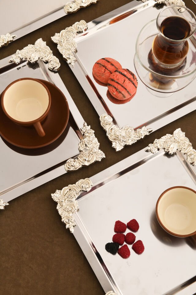 Alvio Paslanmaz Kare 4 Köşesi Gümüş Çiçek Detaylı Sunum Tepsisi Gümüş 6 Lı Takım