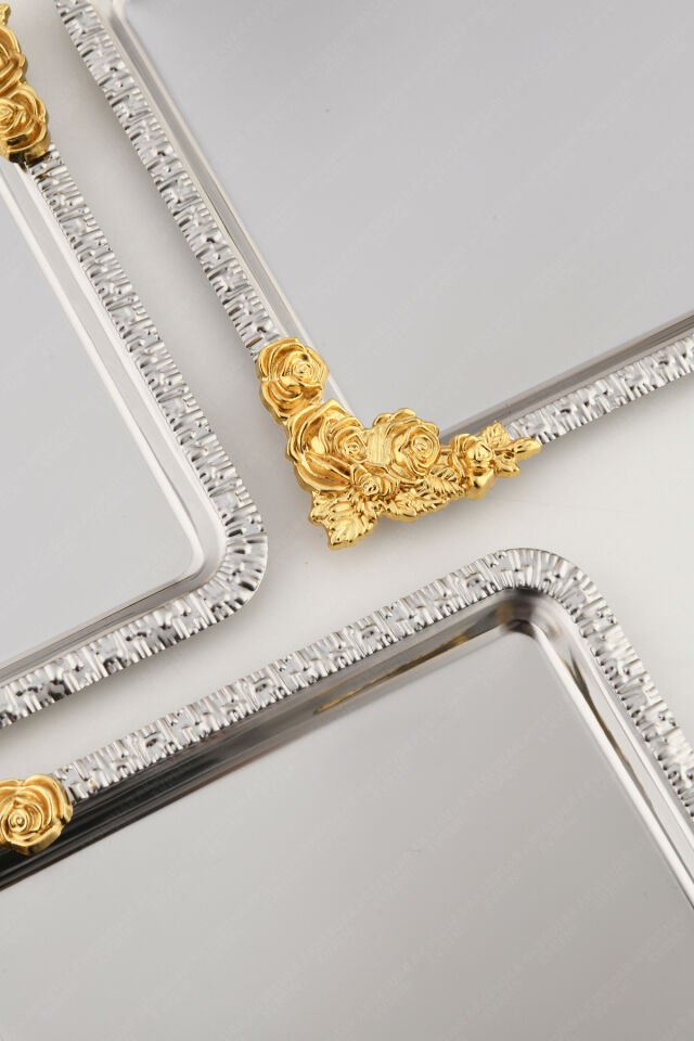 SOLE Gümüş Gold Çiçek Desenli Paslanmaz 6'lı Dekoratif Kare Sunumluk Tepsi