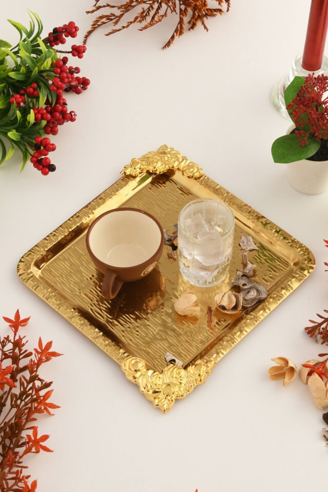 Abra Gold Paslanmaz Desenli Kare Köşesi Gold Çiçek Detaylı 1'li Kahve Çay Sunumluk Servis Tepsi