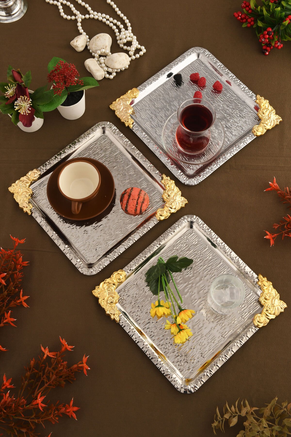 Abra Gümüş Paslanmaz Desenli Kare Köşesi Gold Çiçek Detaylı 3'lü Kahve Çay Sunumluk Servis Tepsi