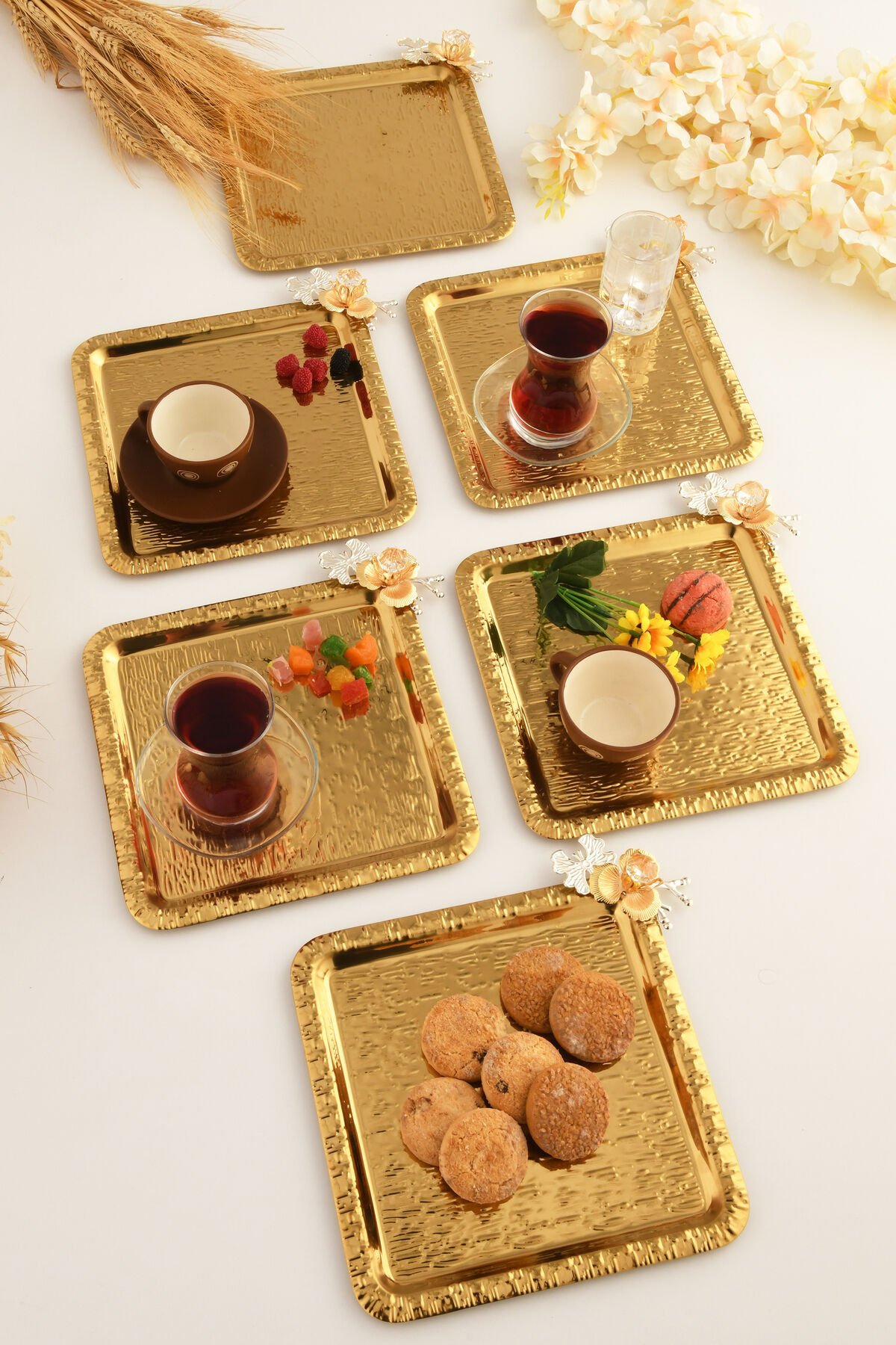 Oslo Gold Paslanmaz Desenli Kare Köşesi Kelebek Taş Detaylı 6'lı Kahve Çay Sunumluk Servis Tepsi