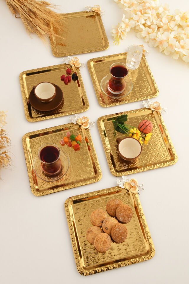 Oslo Gold Paslanmaz Desenli Kare Köşesi Kelebek Taş Detaylı 6'lı Kahve Çay Sunumluk Servis Tepsi