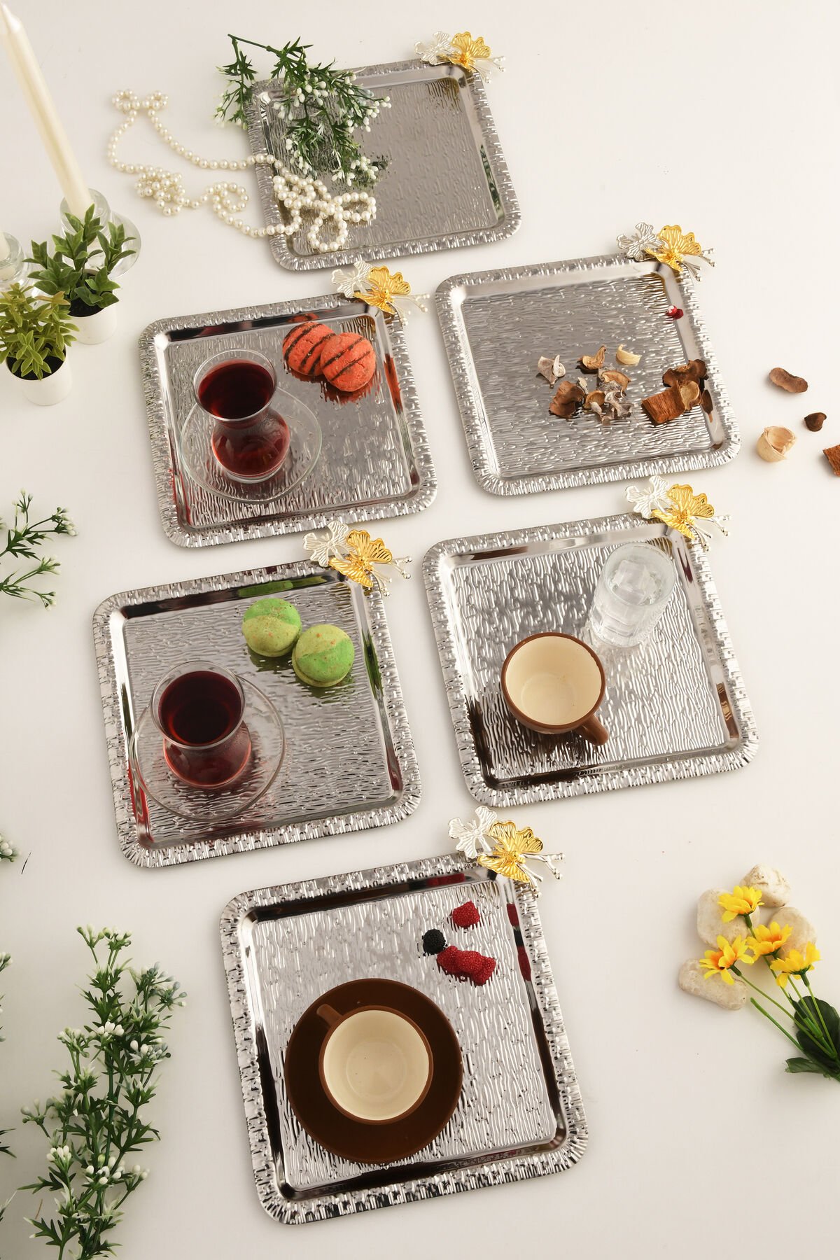 Denver Gümüş Paslanmaz Desenli Kare Köşesi Çift Kelebek Detaylı 6'lı Kahve Çay Sunumluk Servis Tepsi