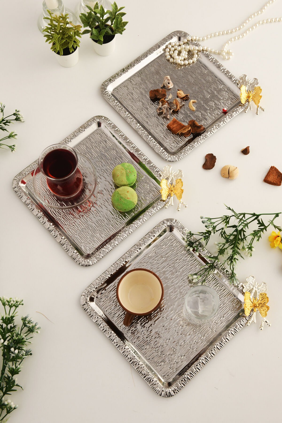 Denver Gümüş Paslanmaz Desenli Kare Köşesi Çift Kelebek Detaylı 3'lü Kahve Çay Sunumluk Servis Tepsi