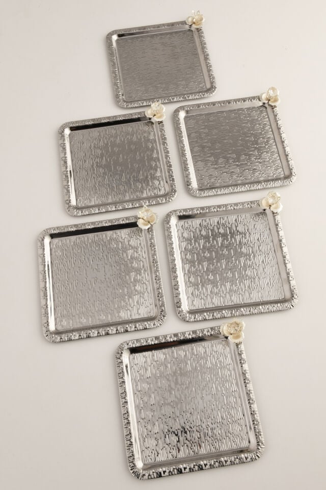 Berlin Gümüş Paslanmaz Desenli Kare Köşesi Taş Detaylı 6'lı Kahve Çay Sunumluk Servis Tepsi