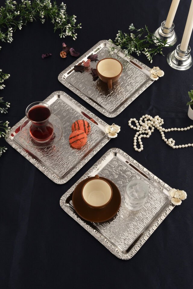 Berlin Gümüş Paslanmaz Desenli Kare Köşesi Taş Detaylı 3'lü Kahve Çay Sunumluk Servis Tepsi