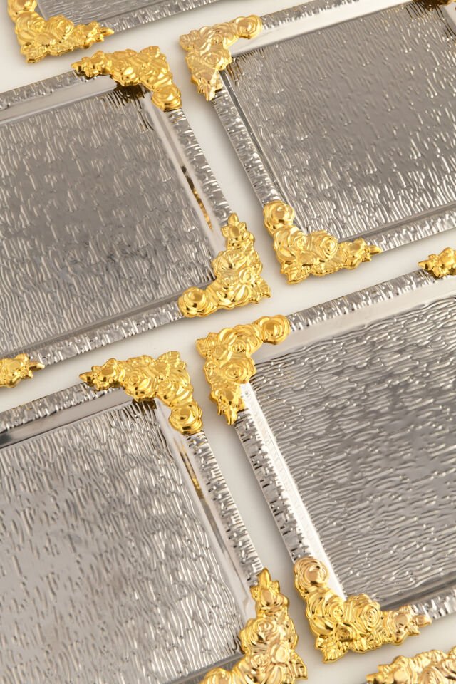 Rio Gümüş Paslanmaz Desenli Kare Köşesi Gold Çiçek Detaylı 6'lı Kahve Çay Sunumluk Servis Tepsi