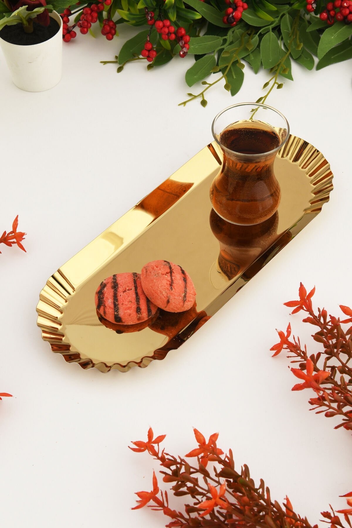 Davin Gold Tekli Dekoratif Paslanmaz Oval Kenarları Tırtıklı Özel Sunum Tepsisi