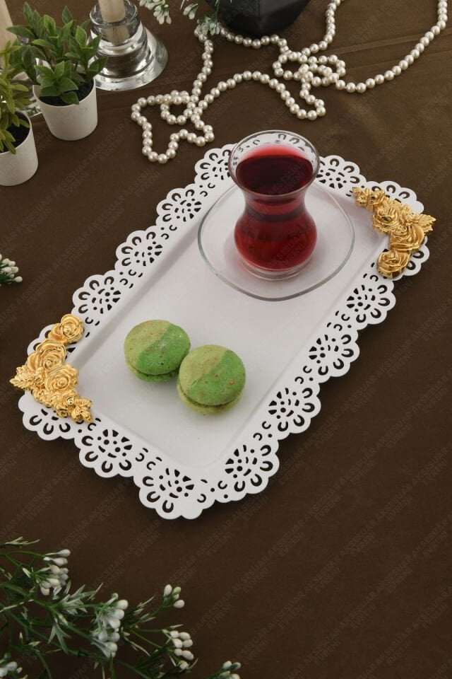 LUCE Beyaz Dantel Kenarlı Oyma Detaylı Dikdörtgen Dekoratif Sunum Tepsisi