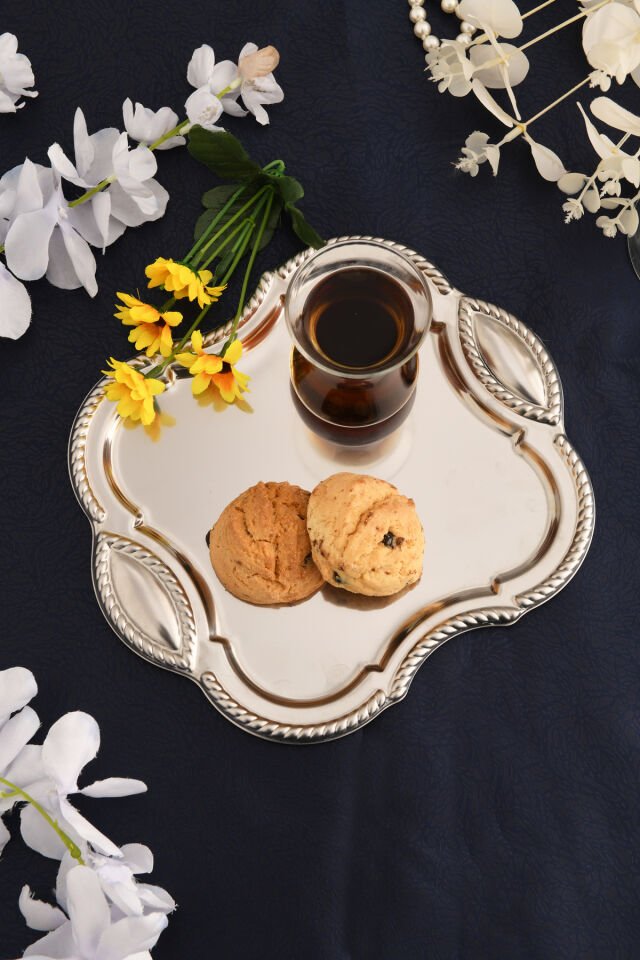 Vezan Paslanmaz Kare Burgu Desen Sunum Tepsisi Gümüş 1 Adet