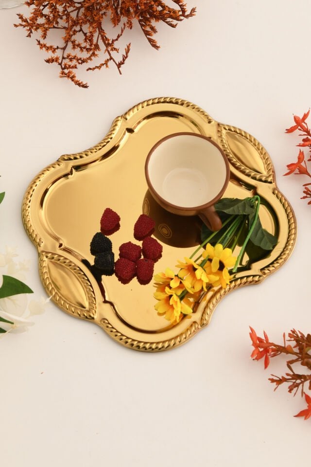 Vezan Paslanmaz Kare Burgu Desen Sunum Tepsisi Gold 1 Adet