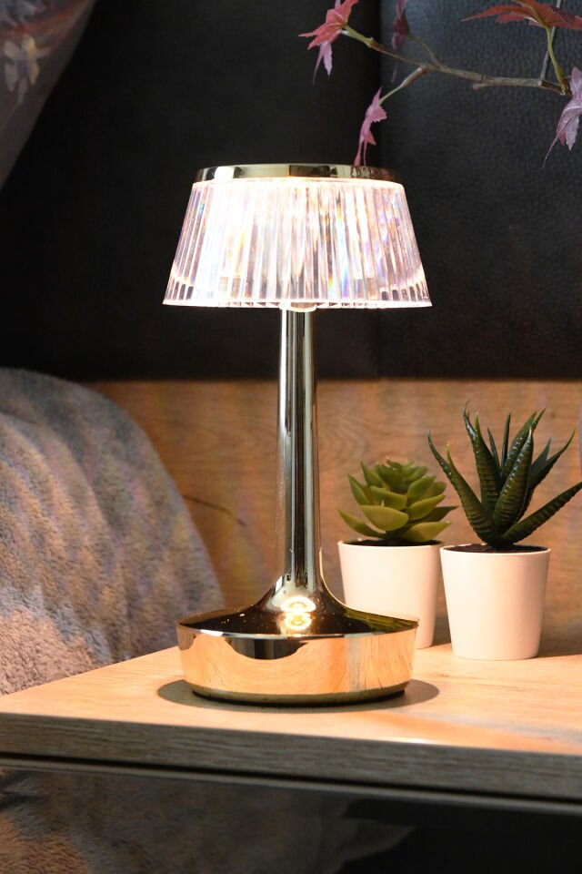 Kristal Şapkalı Şarjlı Dokunmatik Masa Lambası Abajur Gece Lambası 3 Işık Rengi Dim Özellikli Mundos