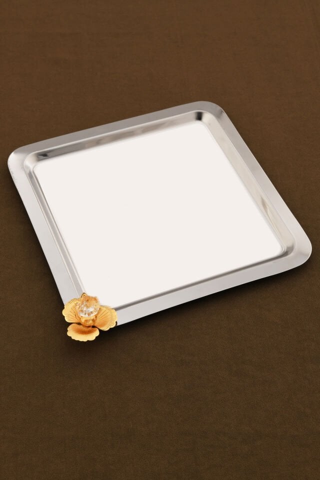 Marev gold taş detaylı 1 Adet sunum tepsisi gümüş