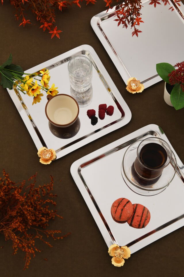 Marev gold taş detaylı 3 Adet sunum tepsisi gümüş