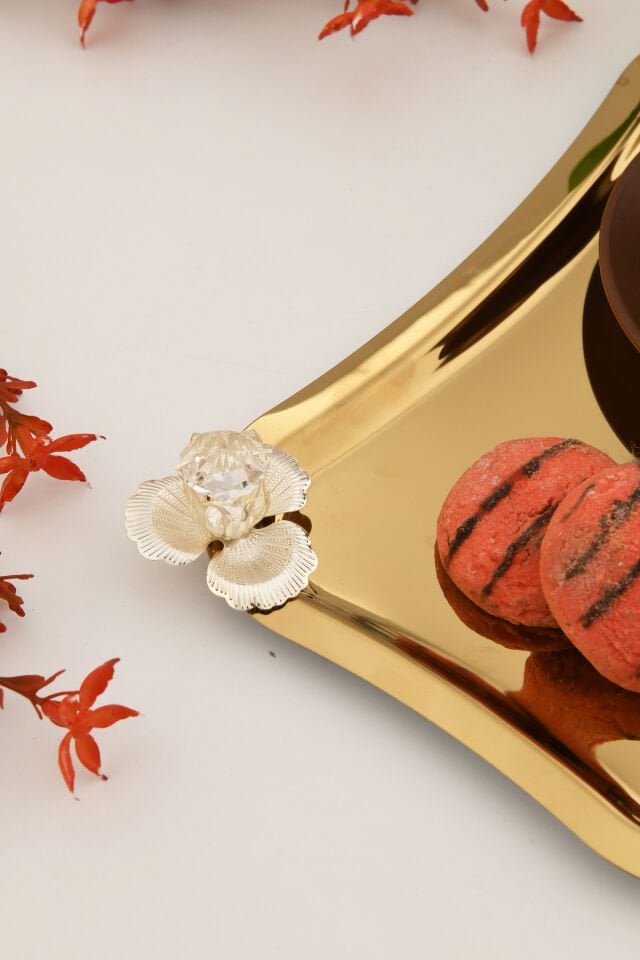 Naldo italyan model gümüş taş detaylı 1 Adet sunum tepsisi gold