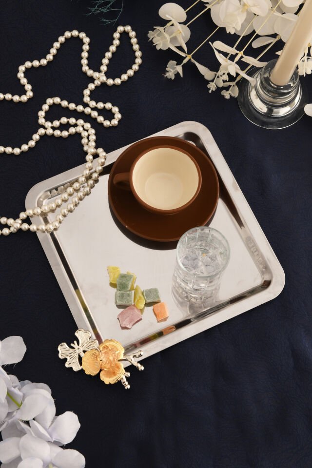 Voltren Paslanmaz Kare Dallı Taş Detaylı Sunum Tepsisi Gümüş 1 Adet