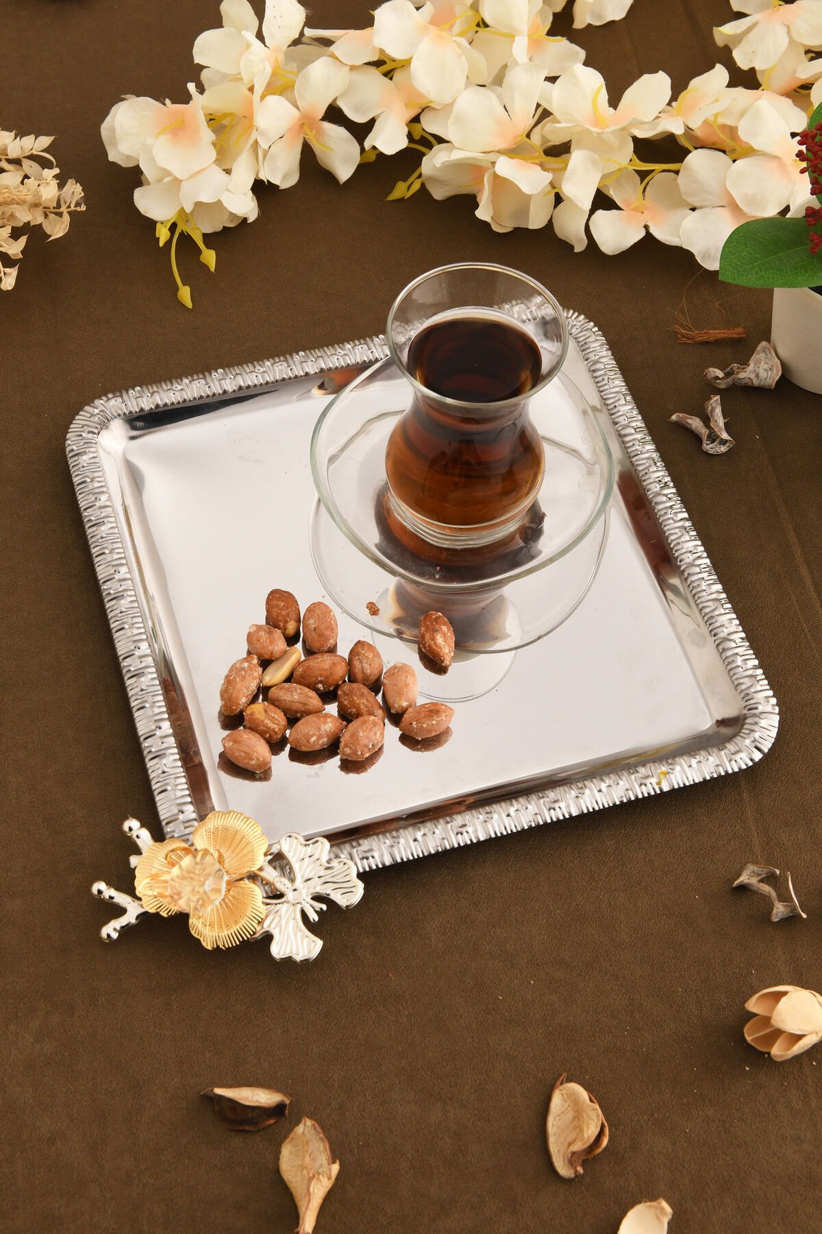 Sento Paslanmaz Kare Desenli Dallı Taş Detaylı Sunum Tepsisi Gümüş 1 Adet