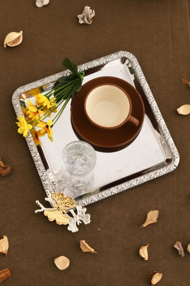 Maren Paslanmaz Kare Desenli Kelebek Detaylı Sunum Tepsisi Gümüş 1 Adet