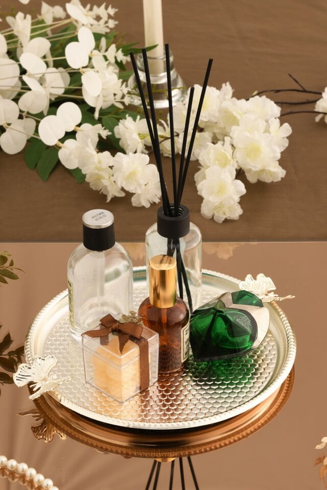 Iren Yuvarlak Petek Model Kelebek Detaylı Sunum Tepsisi Gümüş 1 Adet