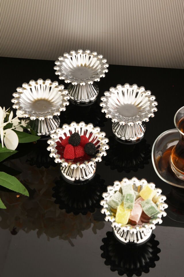 Moni 6 Parça Şekerlik Lokumluk Gümüş Ayaklı Yuvarlak Sunum Tabağı Sofra Takımı İkram Misafir Servis