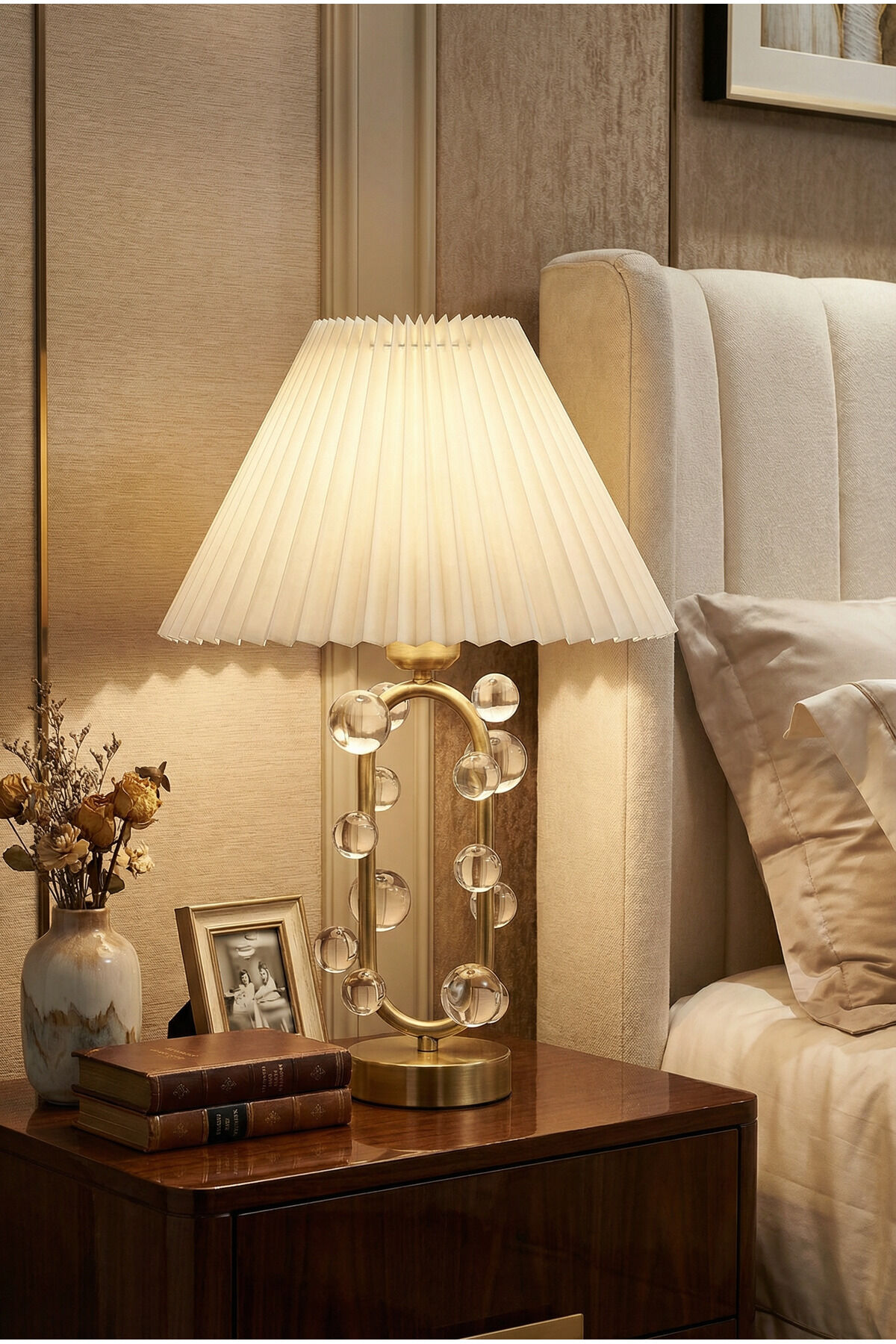 Mandes Modern Eskitme Dekoratif Abajur Kristal Aksesuarlı Şapkalı Premium Masa Lambası
