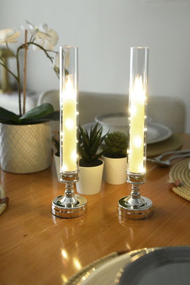 Lumox 2 Adet Peri Led Işıklı Mum Görünümlü Pilli Şamdan Dekoratif Aydınlatma Obje Masa Lambası