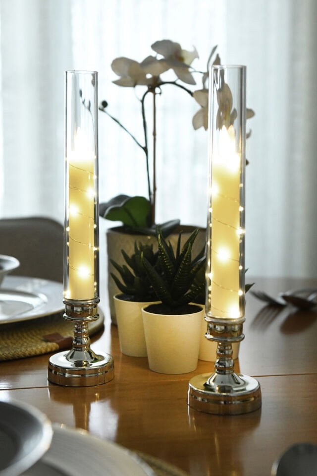 Lumox 2 Adet Peri Led Işıklı Mum Görünümlü Pilli Şamdan Dekoratif Aydınlatma Obje Masa Lambası