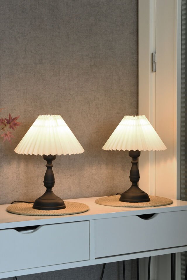 Zebra Modern Tasarım Siyah Metal Abajur Şık Dekoratif Masa Lambası