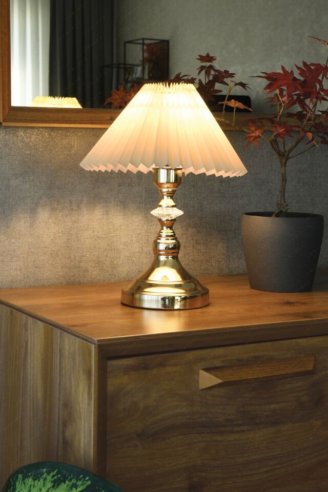 Giov Modern Kristal Taş Detaylı Dekoratif Abajur 1 Adet Gold