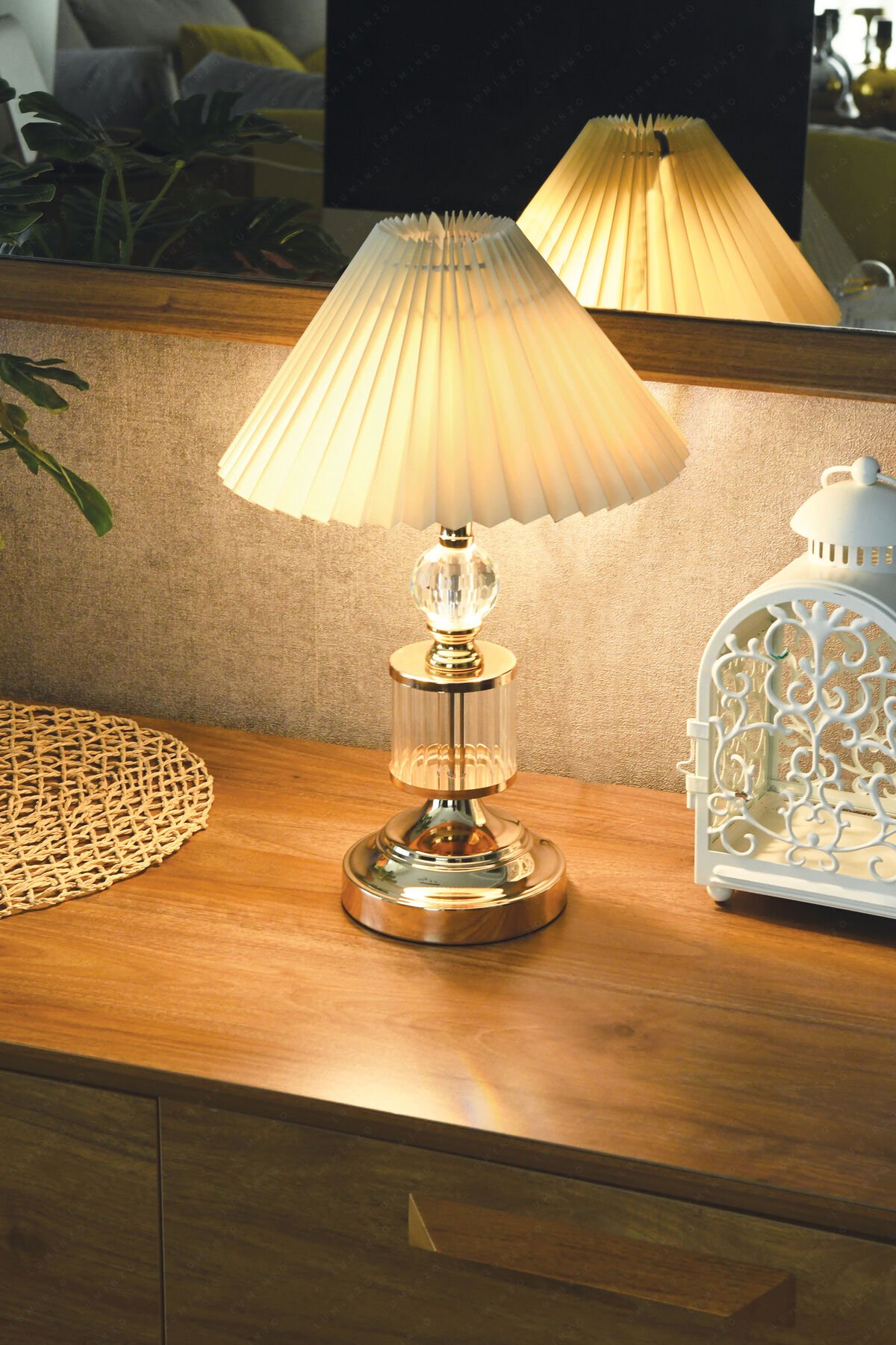 Carlot Modern Kristal Taş Detaylı Dekoratif Abajur 1 Adet Gold