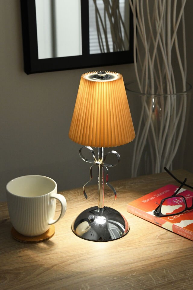 Kumaş Şapkalı Şarjlı Dokunmatik Masa Lambası Abajur Gece Lambası 3 Işık Rengi Dim Özellikli Kardel