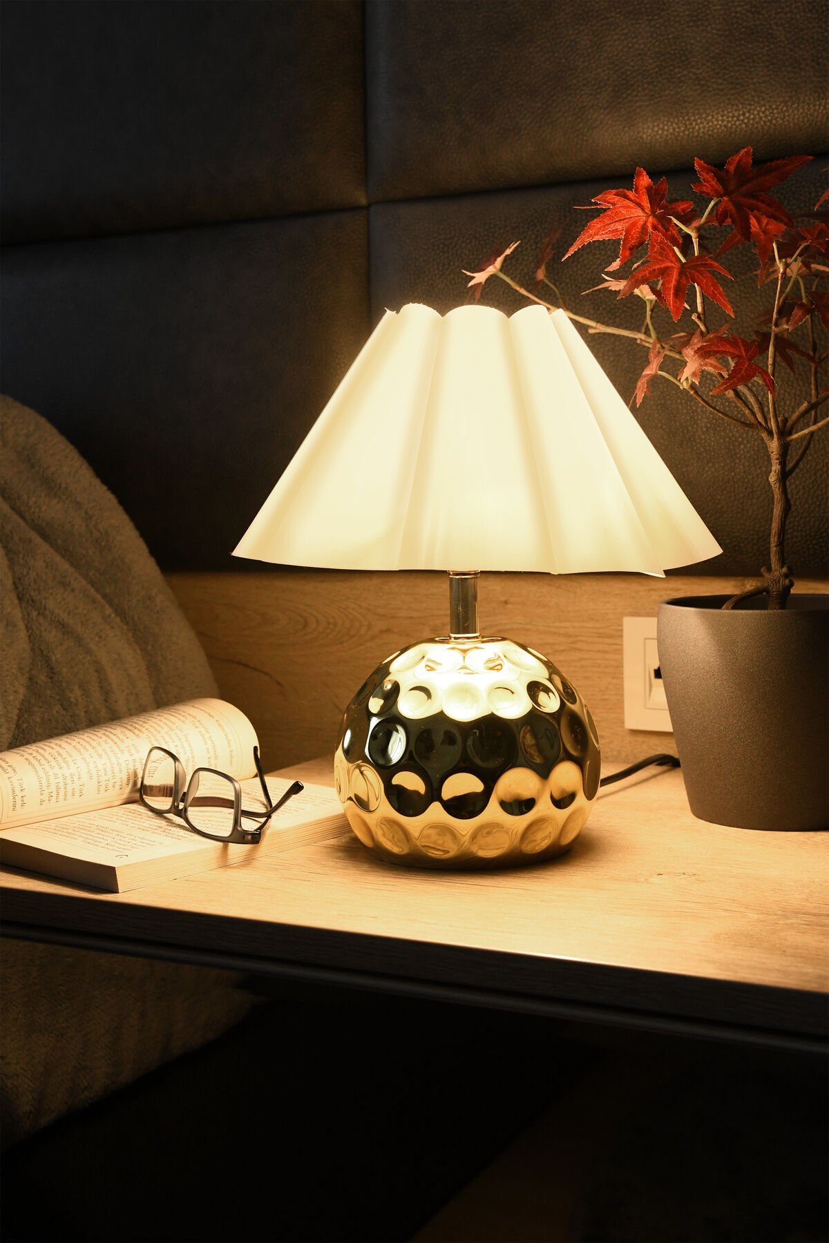 Raiden Modern Gold Dekoratif Abajur Premium Masa Lambası